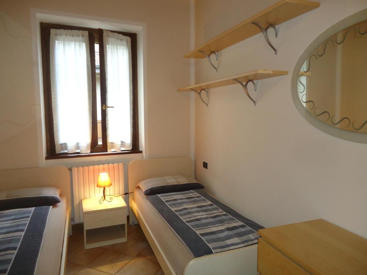 Casa Vittoria V1 Apartment Crone Luaran gambar