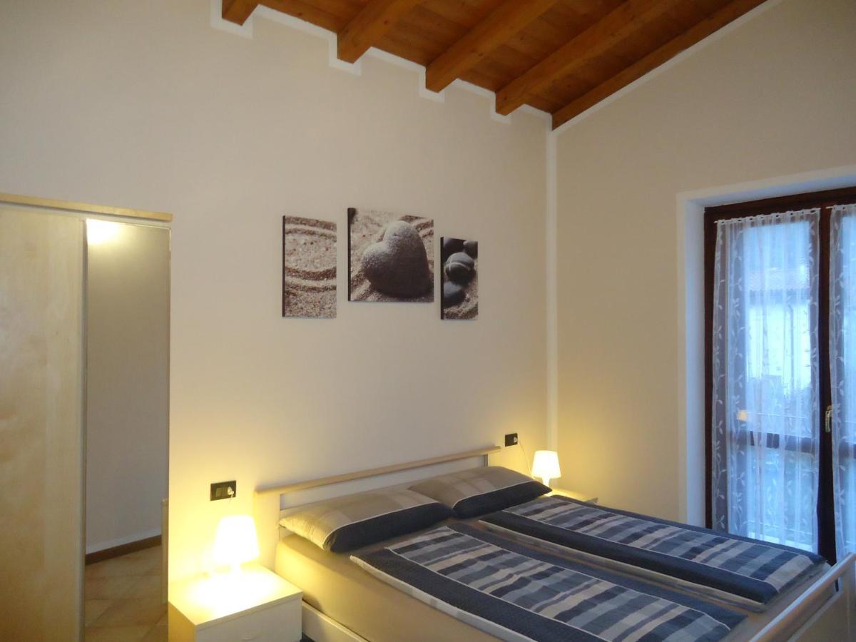 Casa Vittoria V1 Apartment Crone Luaran gambar