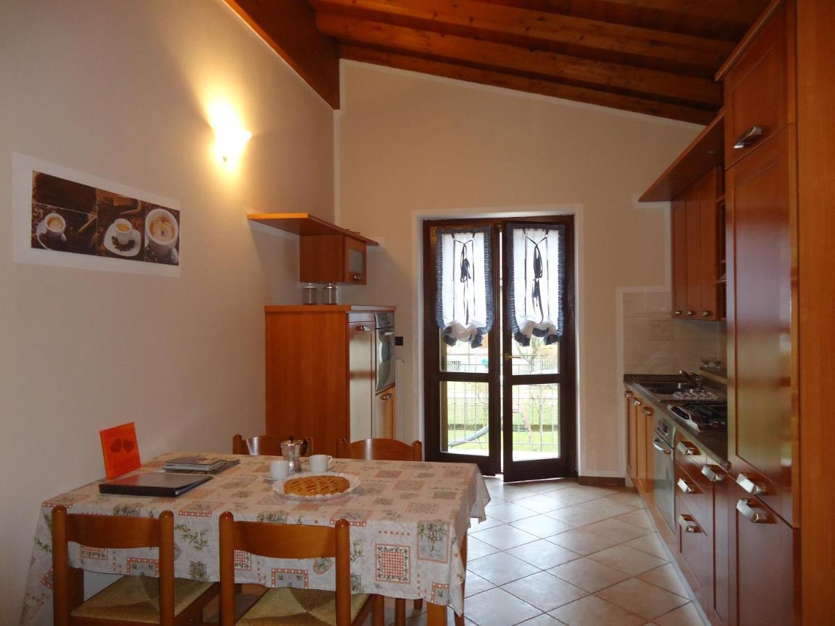 Casa Vittoria V1 Apartment Crone Luaran gambar