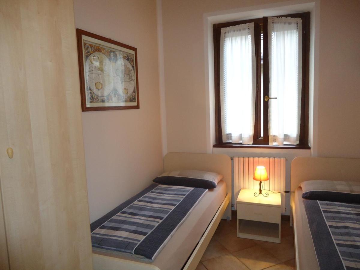 Casa Vittoria V1 Apartment Crone Luaran gambar