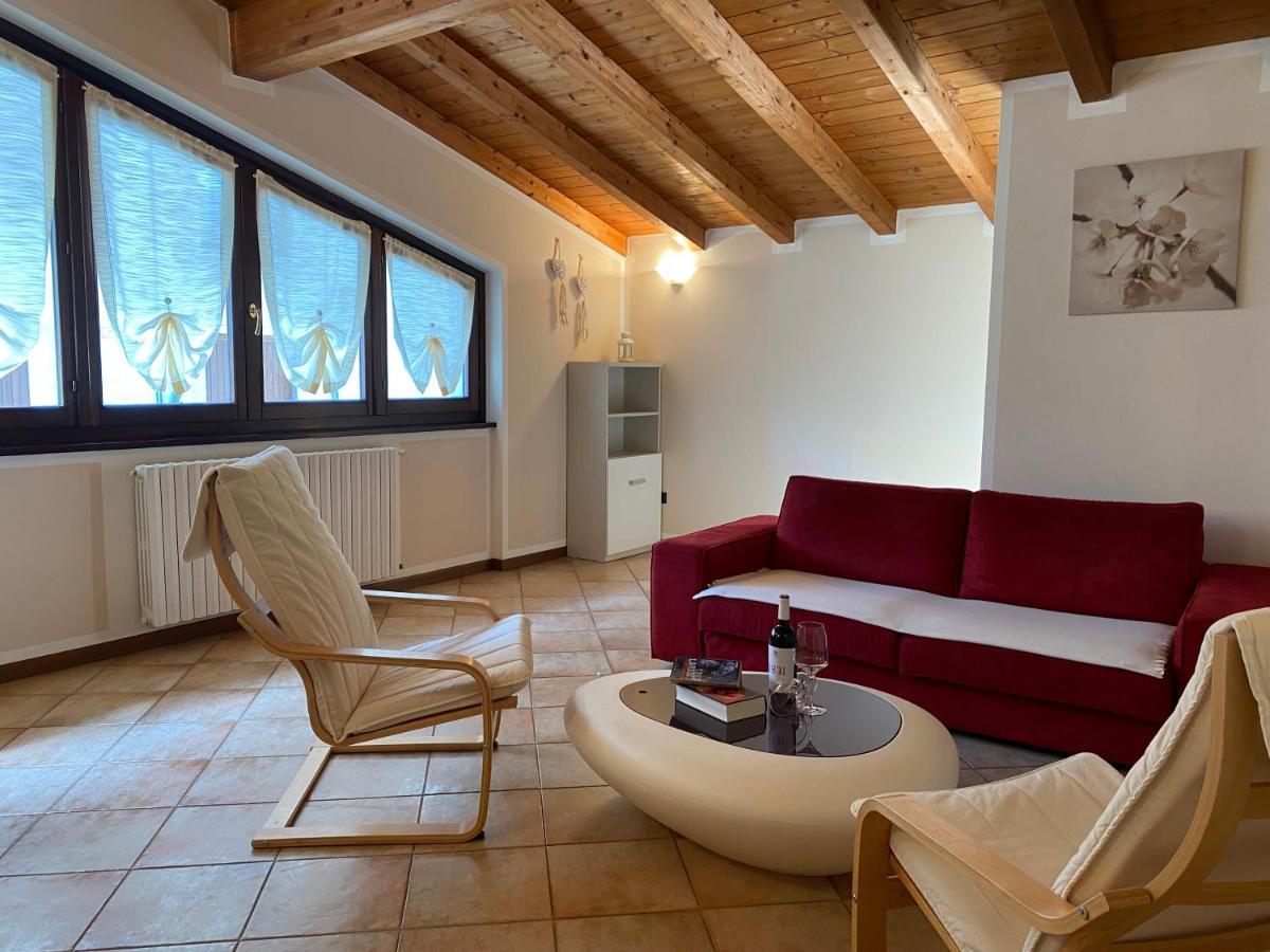 Casa Vittoria V1 Apartment Crone Luaran gambar