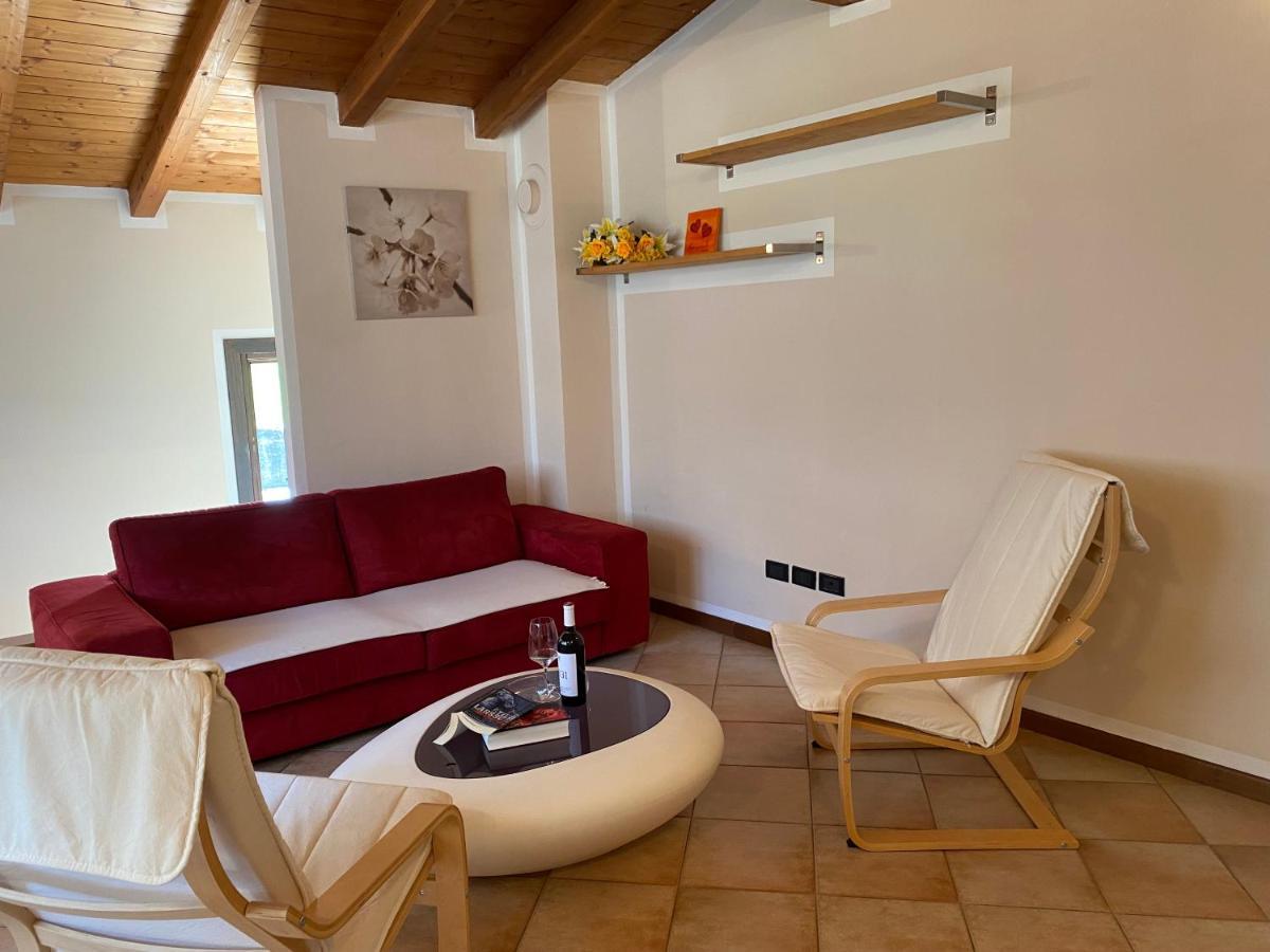 Casa Vittoria V1 Apartment Crone Luaran gambar